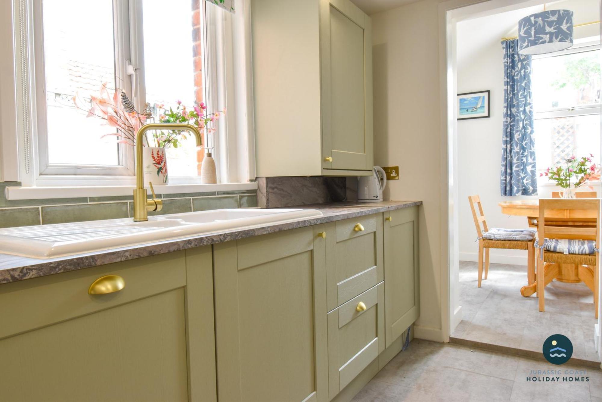 Silks Sails Harbourside Holiday Cottage Уеймут Екстериор снимка